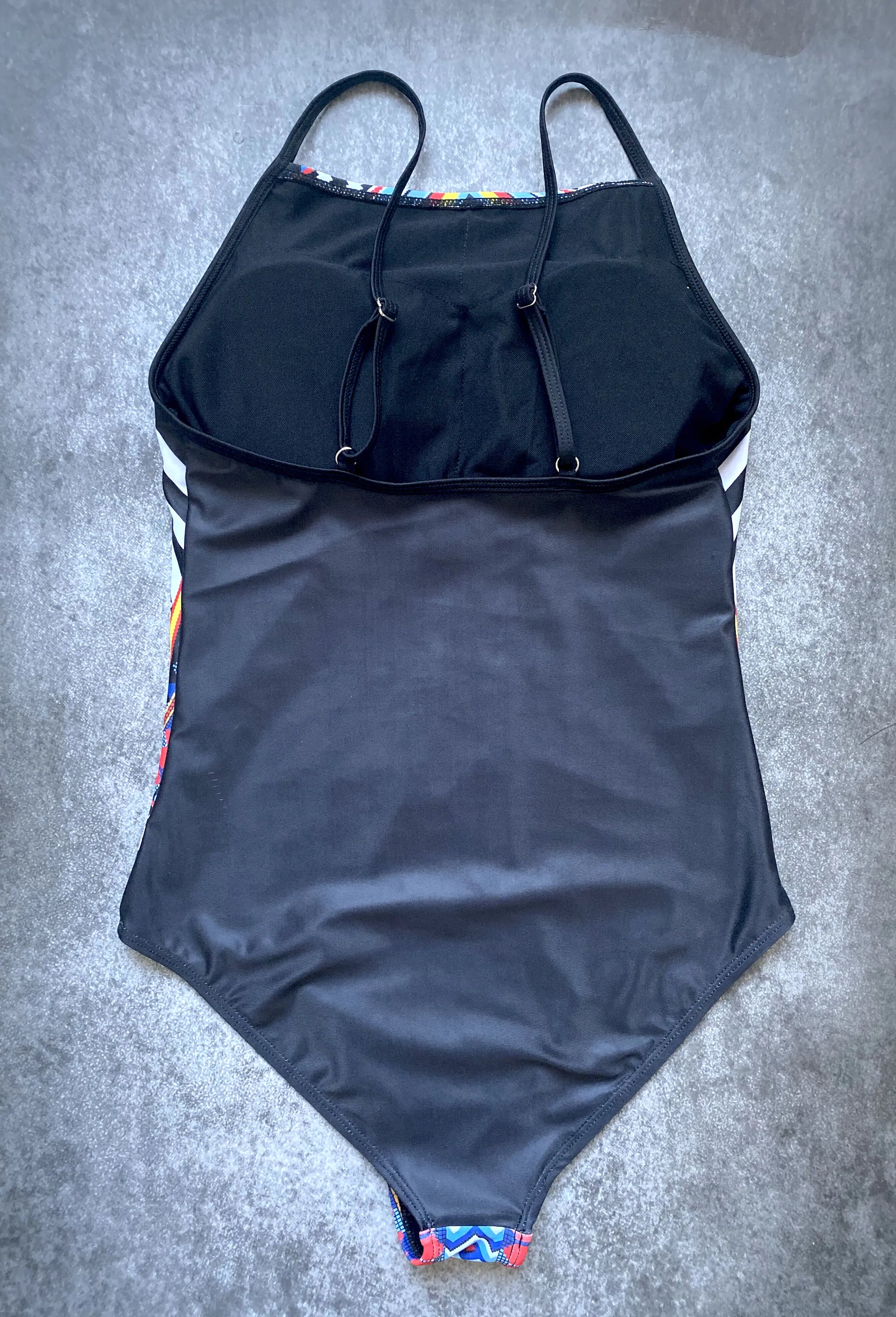 2025 Chic Print Slimming Swimsuit